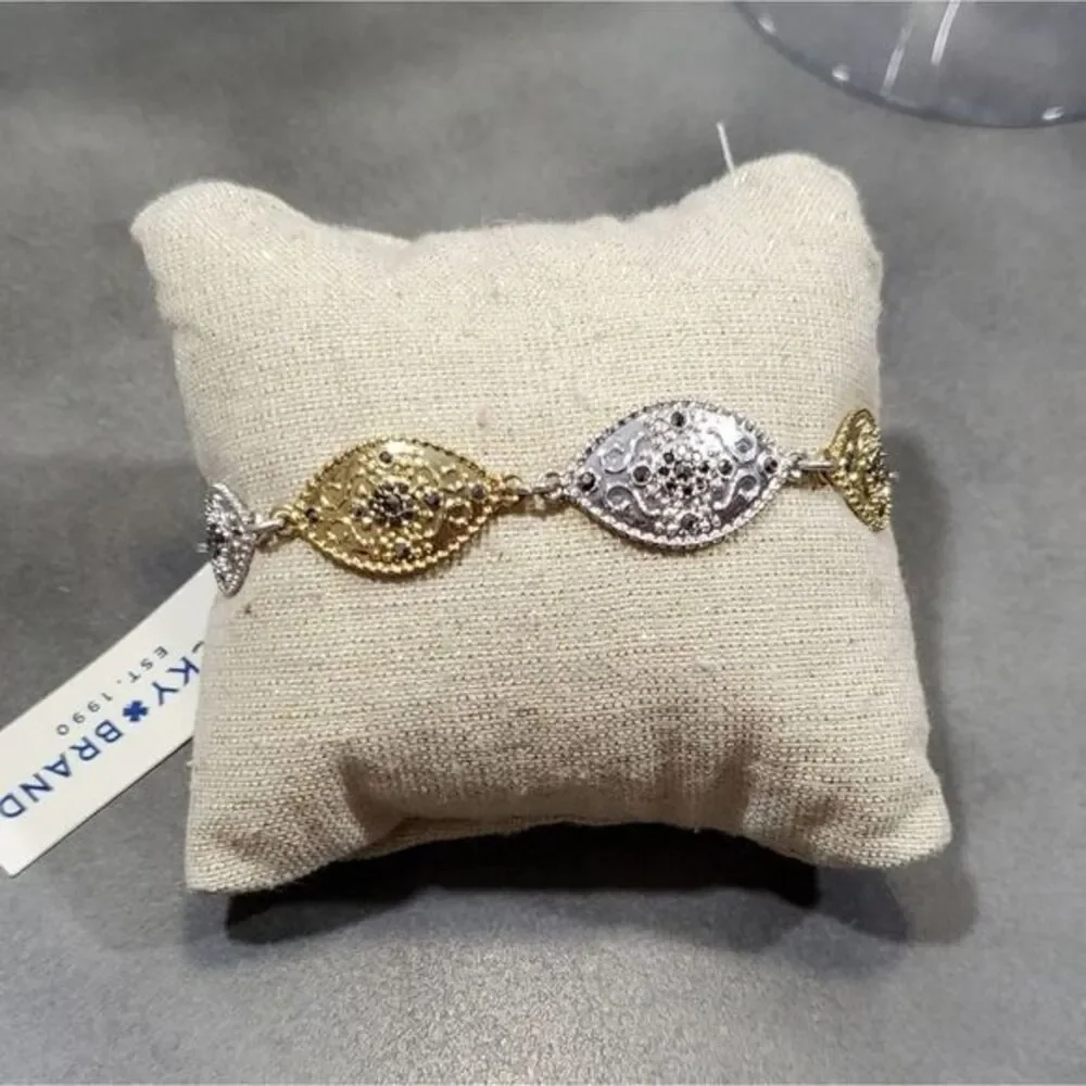 Lucky brand‎ silver and gold Dainty Scrolled jeweled bracelet Adjustable New